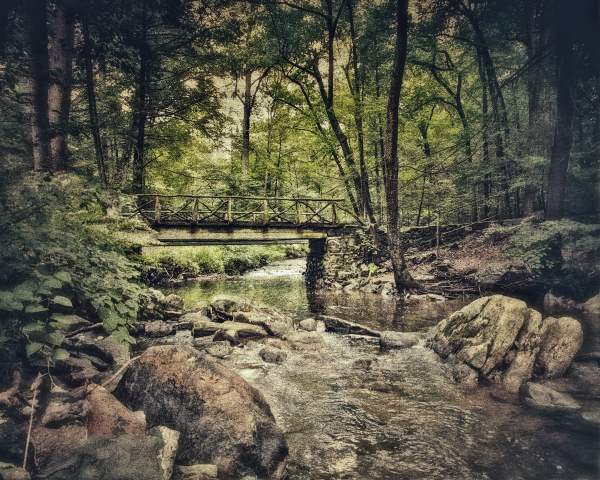 Bridge at Sleepy Hollow Cemetery.