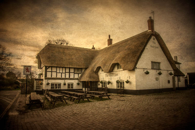 The Red Lion Pub in Avebury