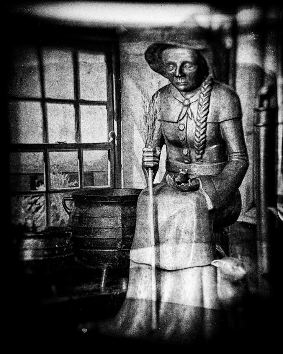 Statue of Dame Alice Kyteler in Kyteler's Inn in Kilkenny.