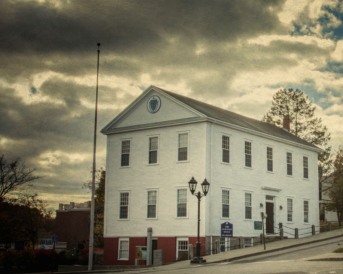 The old courthouse in haunted Plymouth is believed to be the home of spirits from an 18th century shipwreck off the coast. The head and dismembered bodied of native American chief King Phillip was on display here in the town square for two decades.